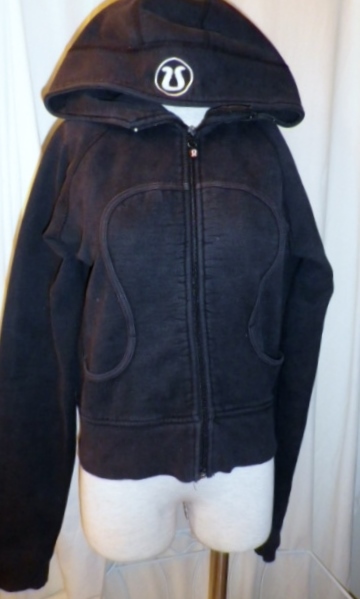 Old style lululemon hoodie  Lululemon hoodie, Clothes design, Hoodies