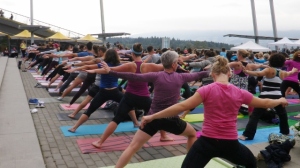 IMGP4811 Lululemon Seawheeze Half Marathon 2015 Free Nooner Yoga Class Vancouver Erin Anderson